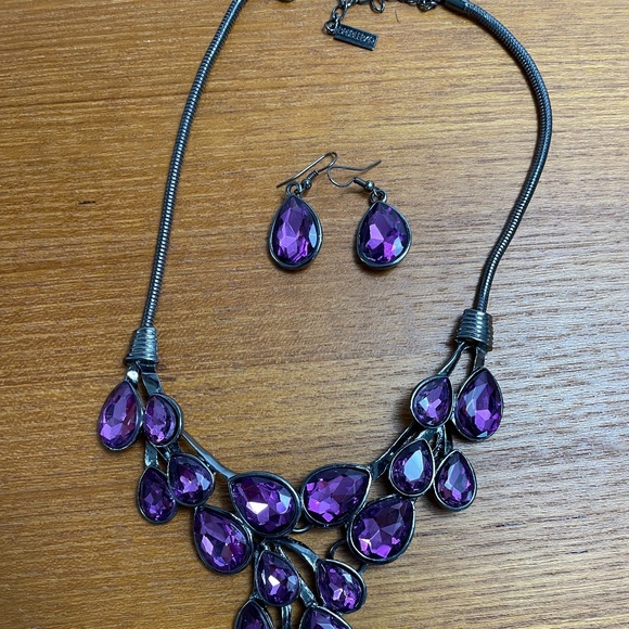 New Bauble Bar Purple Crystal Necklace & Earrings - Picture 6 of 7